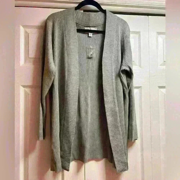 Avenue Design Sweater Collection Womens Sz 14/16 sparkly Gray cardigan - Picture 4 of 7